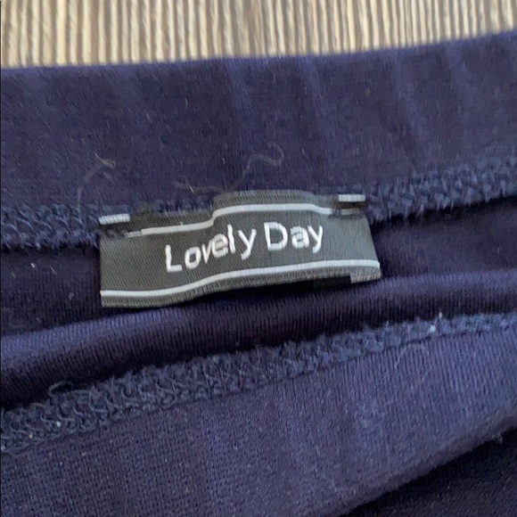 💙 Lovely Day Dress 💙 - Picture 2 of 3